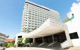 Royal Twins Palace Hotel
